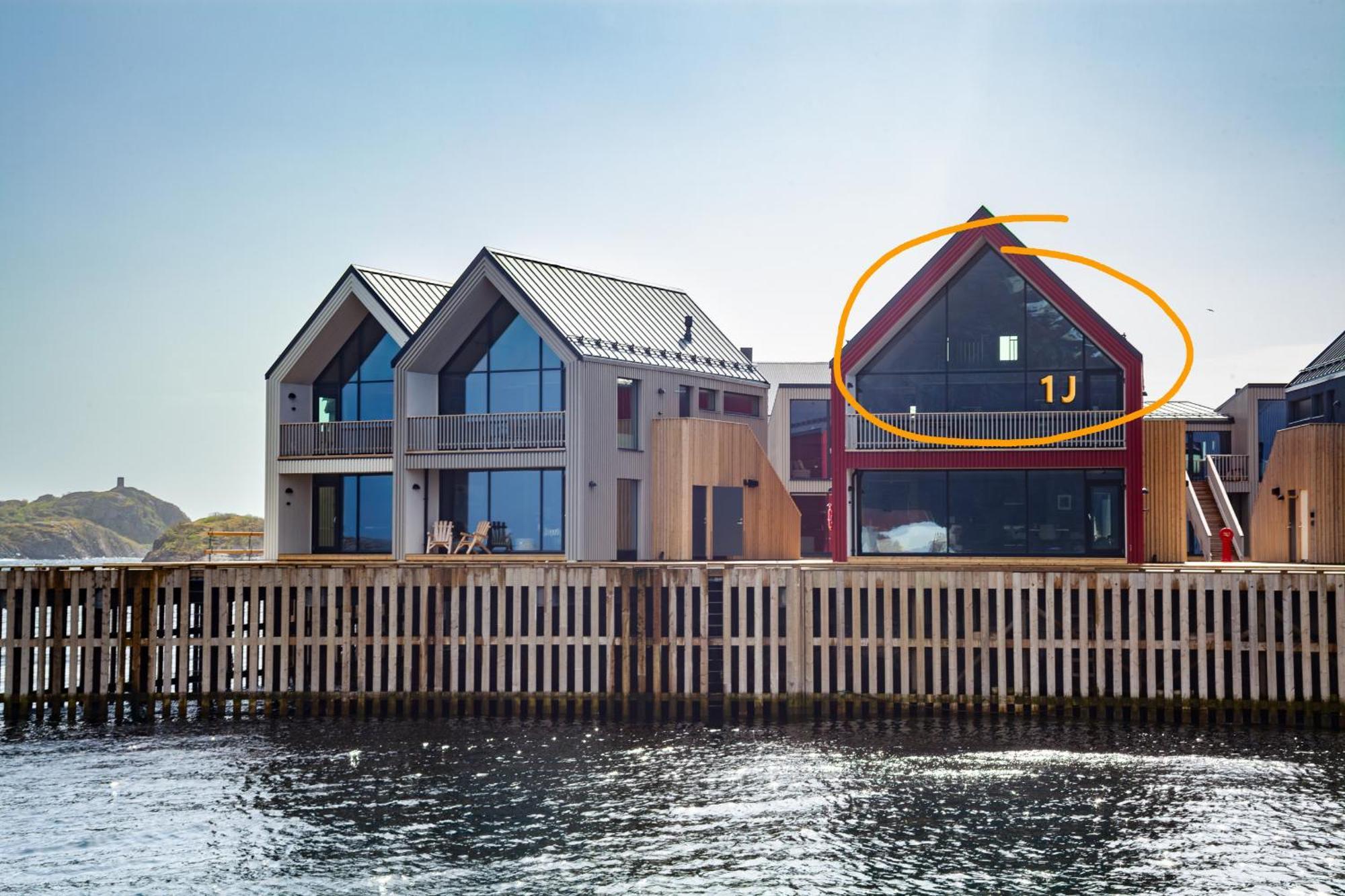 Rorbuleilighet 1J Henningsvaer Exterior foto
